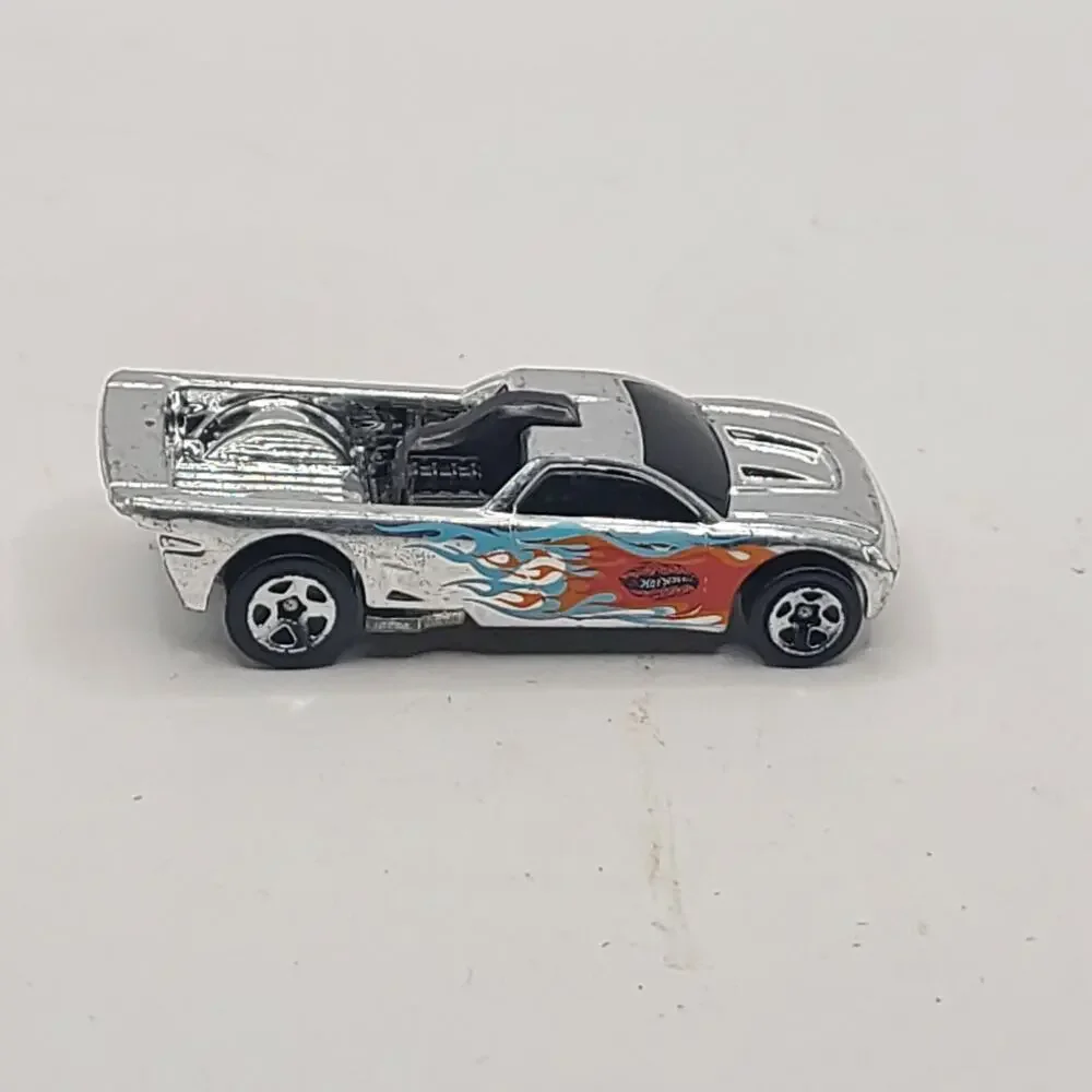 Hot Wheels 2004 Bedlam Truck Chrome HW Chrome Burnerz 5-Pack Loose Thailand
